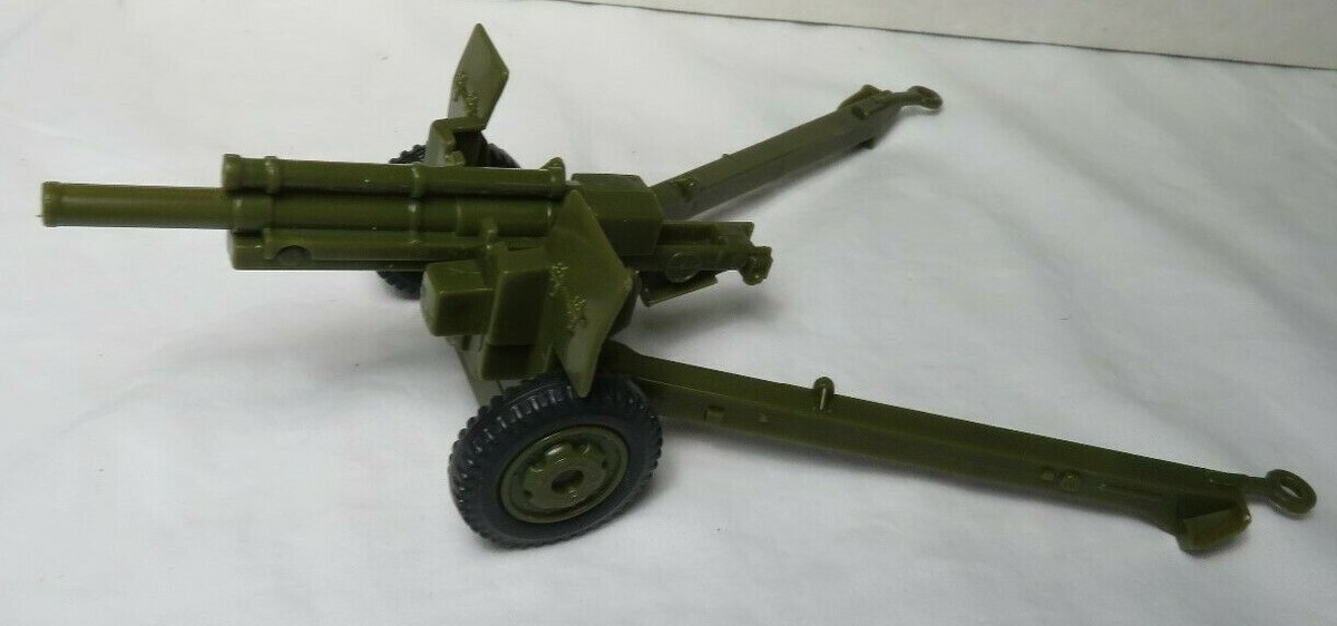 23R-013 ソリド 1/48 CANON HOWITZER 105MM 1/48 Solido Canon HOWITZER 105MM - Green Camo - LIVECARMODEL.com