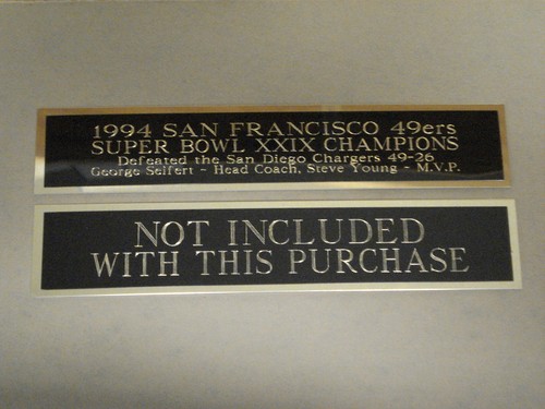 Mac Jones Alabama Crimson Tide Typenschild für eine Fußball-Vitrine 1,25 x 6 - Bild 11 von 12