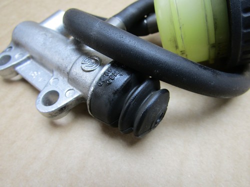 BMW R1200C Independent 2002 7,961 miles rear brake master cylinder BREMBO (7423) - Afbeelding 4 van 6