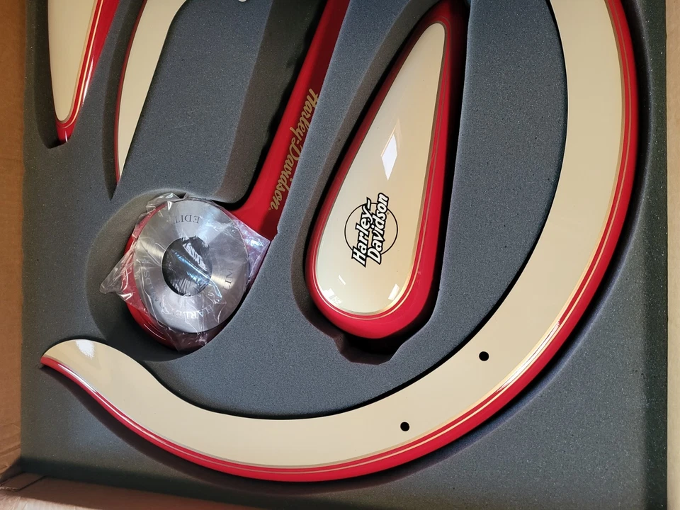 Harley Davidson Velo Glide GT Fahrrad RAR Tank, Schutzbleche und Kettenschutz Set NOS  - Bild 2 von 4