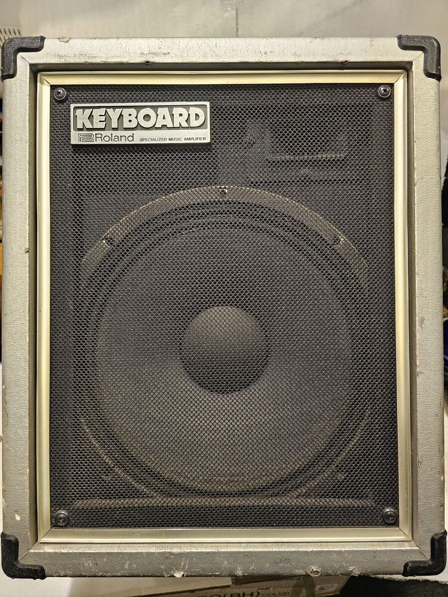 Vintage Roland Cube 60 Keyboard Amplifier, Silver, Tested, USA Vintage Roland Cube 60 Keyboard Amplifier, Silver, Tested, USA