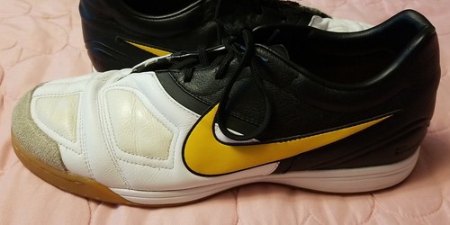 Raro Nike CTR360 MAESTRI IC 2009 libreto de cuero blanco/negro 12EE. UU. fútbol de interior - Imagen 3 de 8