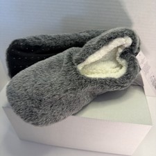 Auden Faux Fur Slippers Socks. Gripper Bottoms. Black. Med/Large 8-10. New.