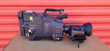 Sony DXC D30 con Fujinon A16X9BERM-28 1:18/9-144 mm