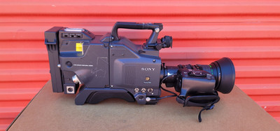 Sony DXC D30 With Fujinon A16X9BERM-28 1:18/9-144 mm | eBay