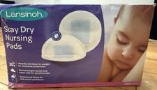 Lansinoh Stay Dry Disposable Nursing Pads Pack X 100 Pads, Closed Box