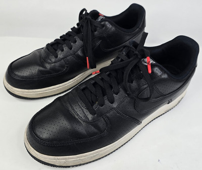NIKE MEN'S 9.5 AIR FORCE 1 '07 LV8 BLACK OFF WHITE PERFORATED TRAVIS 2016