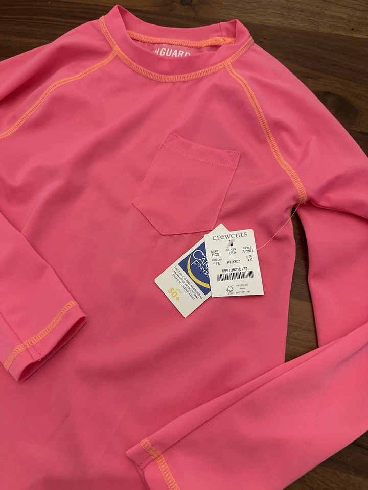 Crewcuts Rash Guard UPF 50+ 儿童 XS 码游泳衬衫长袖粉色 J Crew 全新 — 第 2/4 张图片