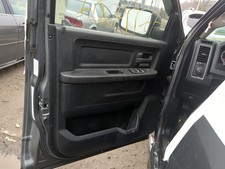 2013 Ram 1500 Front Left Driver Interior Door Panel Trim Qsdbe 2013 Ram 1500 Front Left Driver Interior Door Panel Trim Qsdbe