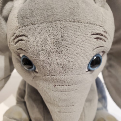 Disney Dumbo Elephant Fluttering Ears Trumpet SoundPlush Animal 12" Works - Picture 4 of 11