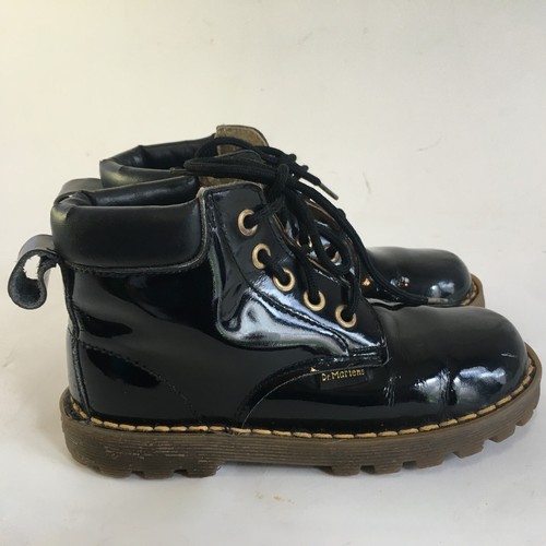 Botas Dr. Martens Air Wair charol juvenil talla 11 negras Doc Martens Inglaterra - Imagen 17 de 24