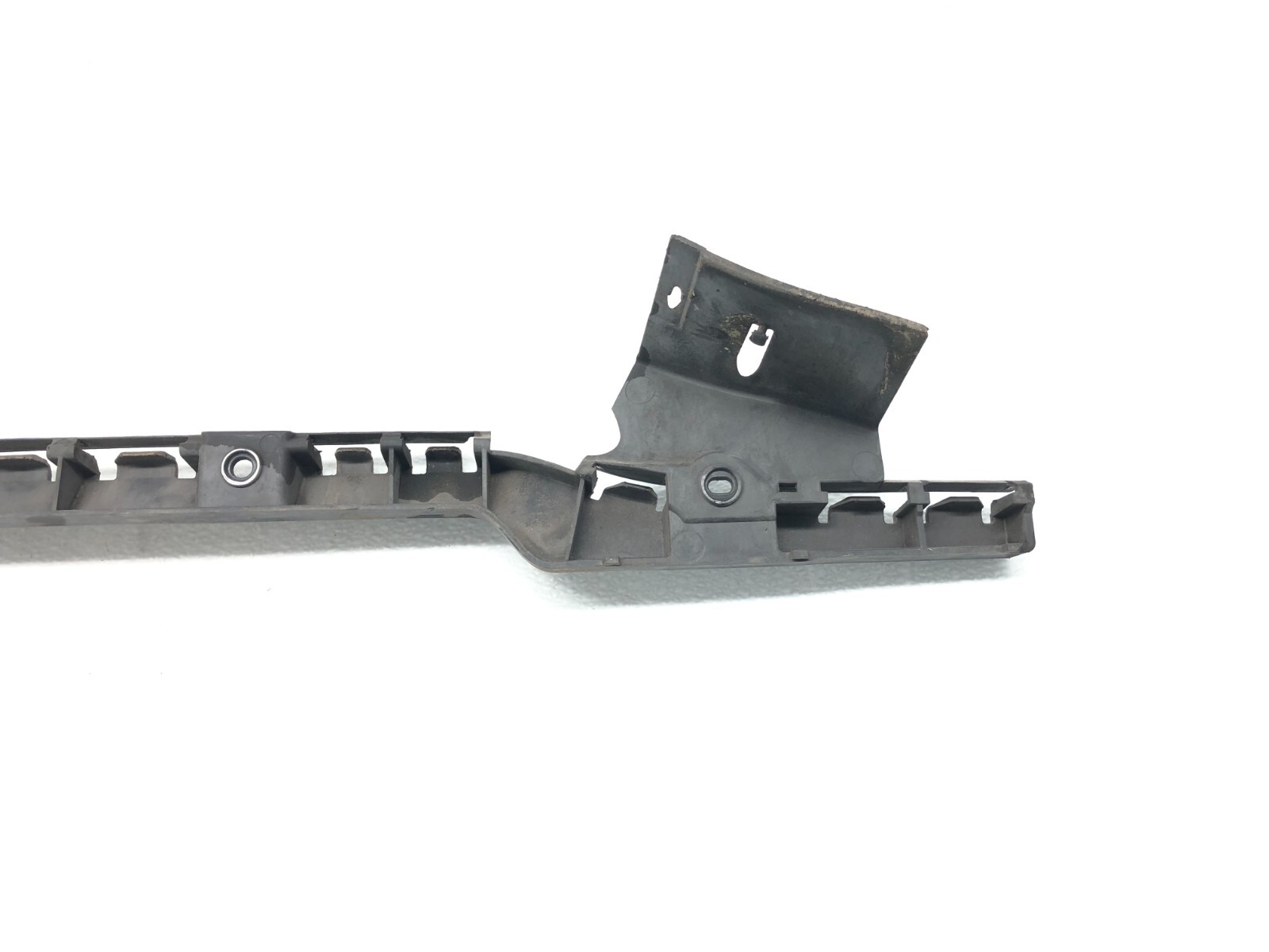 2008-2019 MASERATI GRANTURISMO S M145 LEFT DRIVER REAR ROCKER PANEL BRACKET OEM
