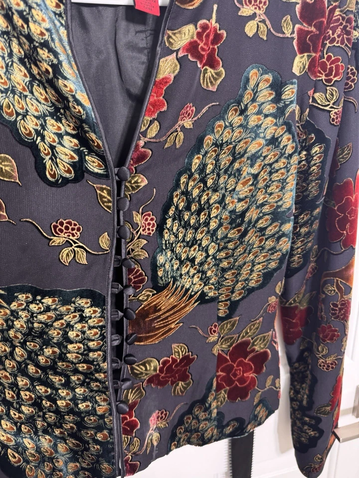 JS COLLECTIONS Women Size 10 Black Red Print Satin Jacket Blazer - Image 4 of 4