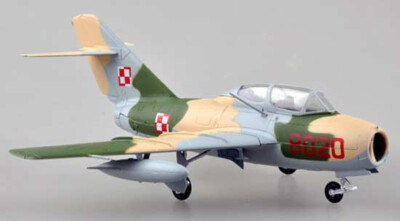 EasyModel Mig-15UTI Polish Air Force Polen Fertigmodell 1:72 NEU 15 UTI