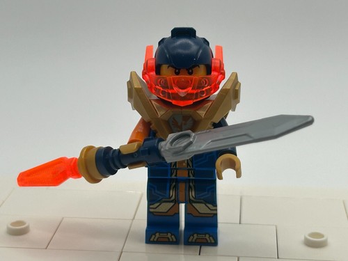 Lego Clay Moorington mit Rüstung Minifigur aus Nexo Knights Buch nex140 NEU