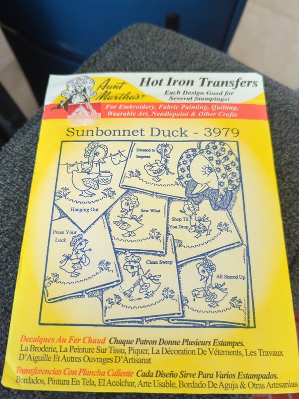 Aunt Martha's Embroidery Hot Iron Transfers #3979 Sunbonnet Duck Uncut