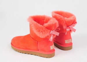 orange uggs with bows