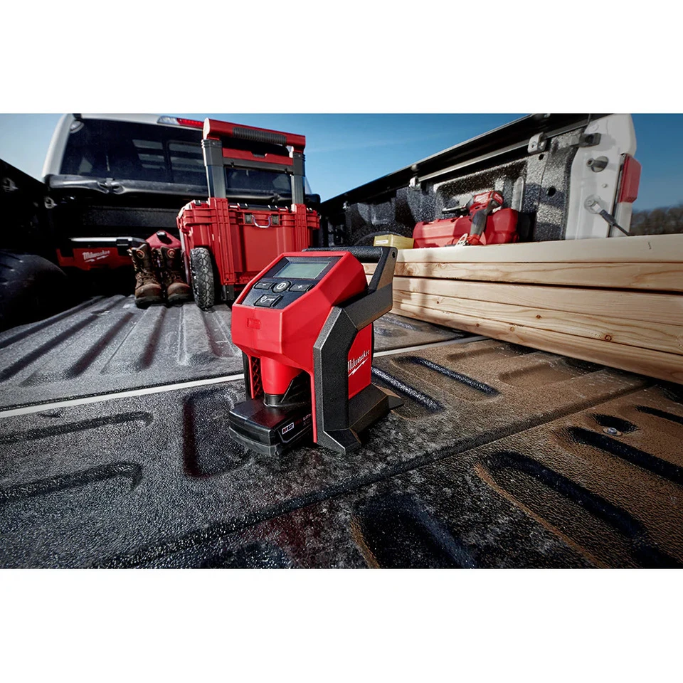 Inflador inalámbrico Milwaukee 2475-20x3 M12 12V con 2 baterías M12 3AH Foto 3 de 4