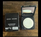 NEW in Box Bobbi Brown Sheer Finish Pressed Powder Pale Yellow NWT — photo 1