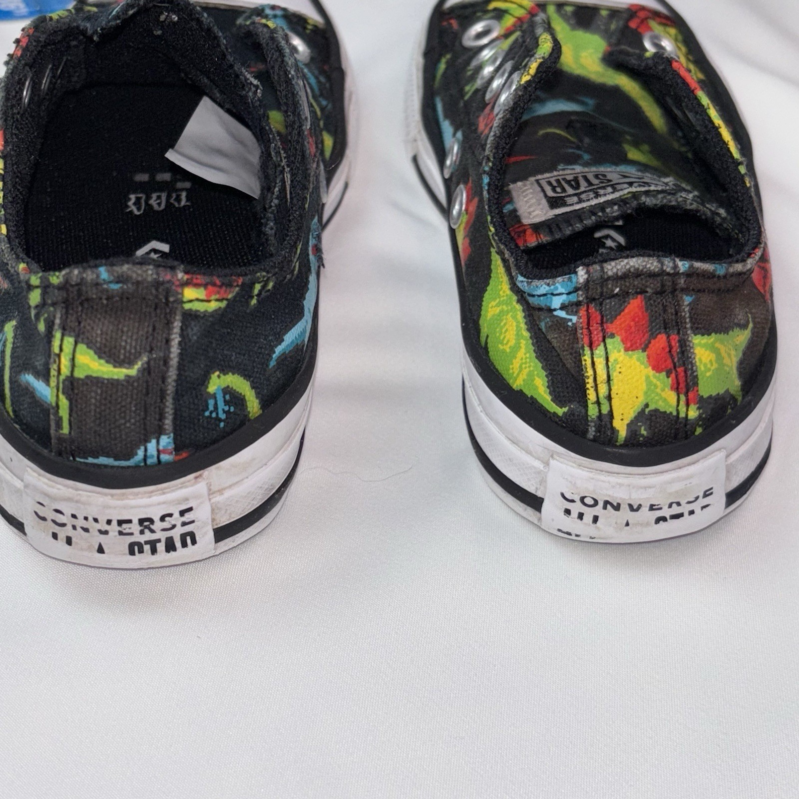 Converse Chuck Taylor All Star Sneakers Dinosaurs Low Top Little Kids Size 11 thumbnail 7