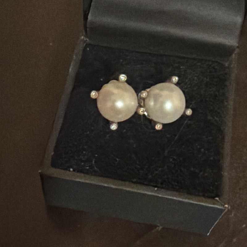 $750 DAVID YURMAN ,SS LARGE PEARL DIAMOND EARRINGS