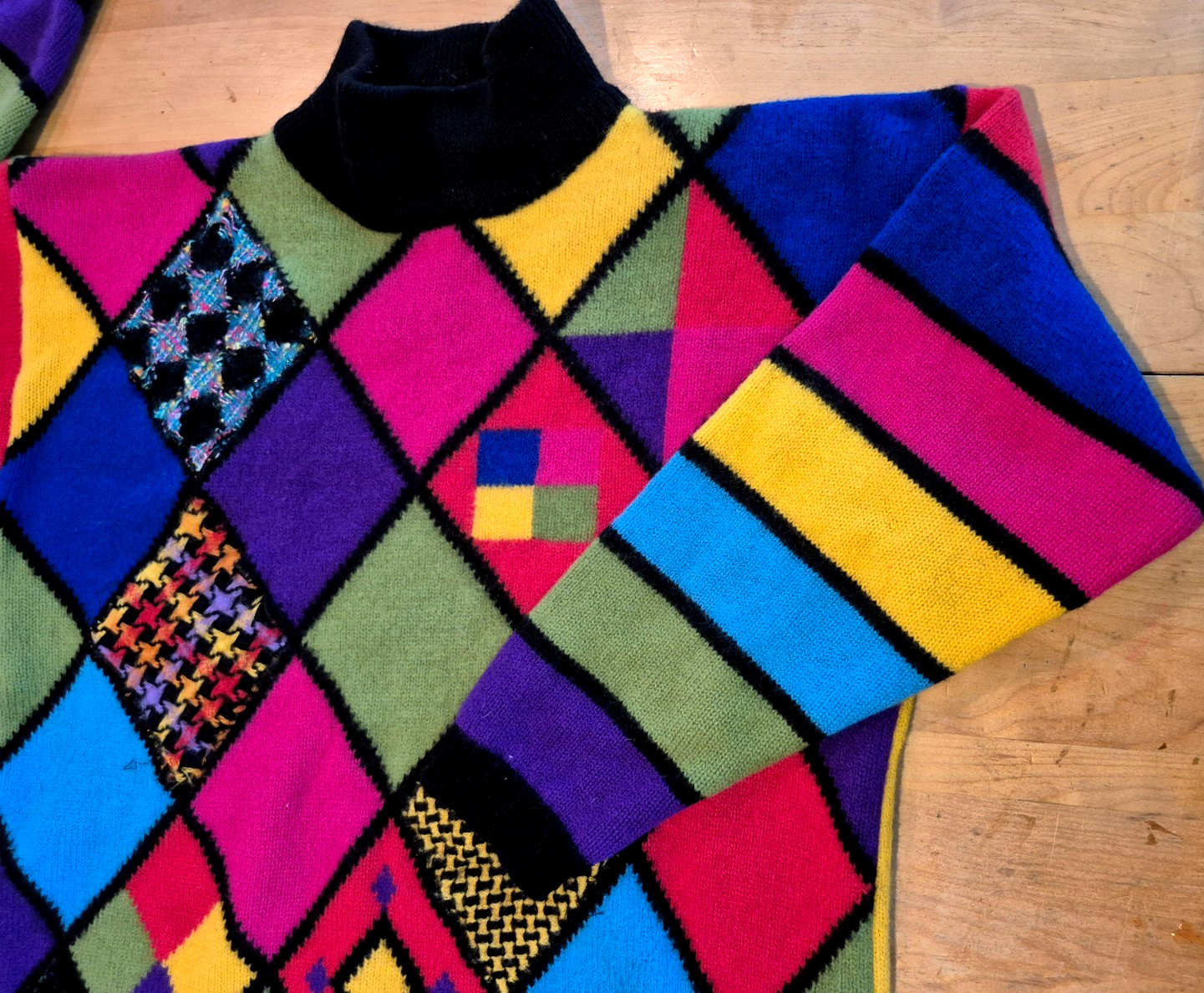 Women Crazy Patchwork Wool Sweater Pullover Diamo… - image 7