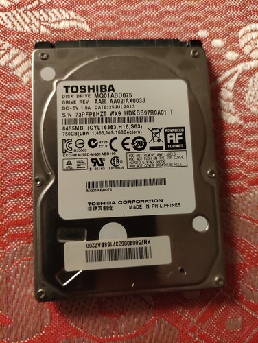 Toshiba 750GB 2,5" HDD SATA Notebook Laptop Festplatte MQ01ABD075