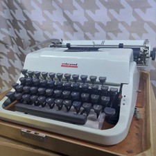 Vintage 50s Underwood Universal Golden Touch Typewriter  Quiet Tab, Case, Works thumbnail