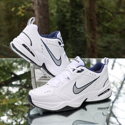 nike air monarch size 39