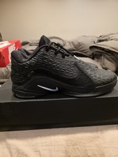 Nike LeBron 22 LX Black Label Pack
