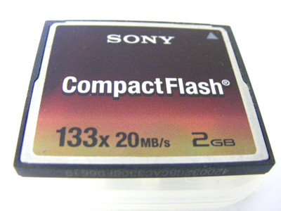 2GB Compact Flash Card 133x  20MB/s ( 2 GB CF Karte ) SONY gebraucht