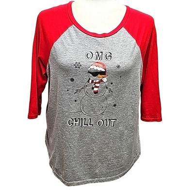 Queen Bees Womens Christmas ''OMG Chill Out'' Round Neck Gray Red Tee Shirt Size L