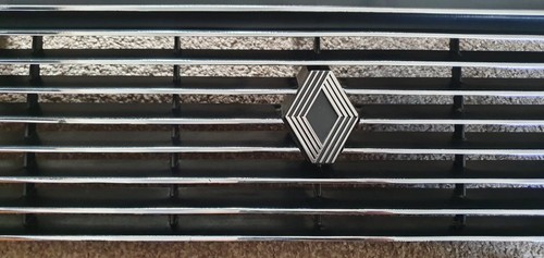 NUEVO Renault 9 1981-85 Fase 1 Cromo Parrilla del radiador delantero GENUINE 7700750089 ♻ - Imagen 5 de 12