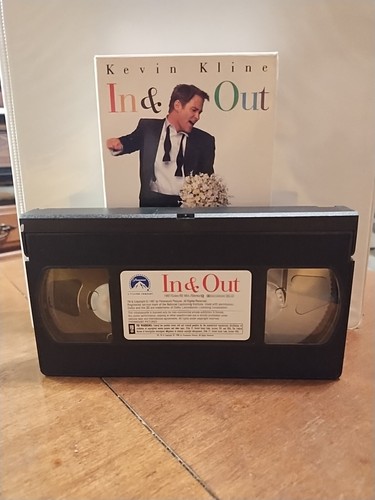 Vintage Vhs In & Out - Picture 3 of 3