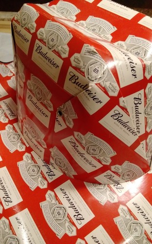Budweiser Vaquero Vaquera Caja de Cerveza de Cartón Patriótica Talla Única Adulto Banda Flexible - Imagen 2 de 4