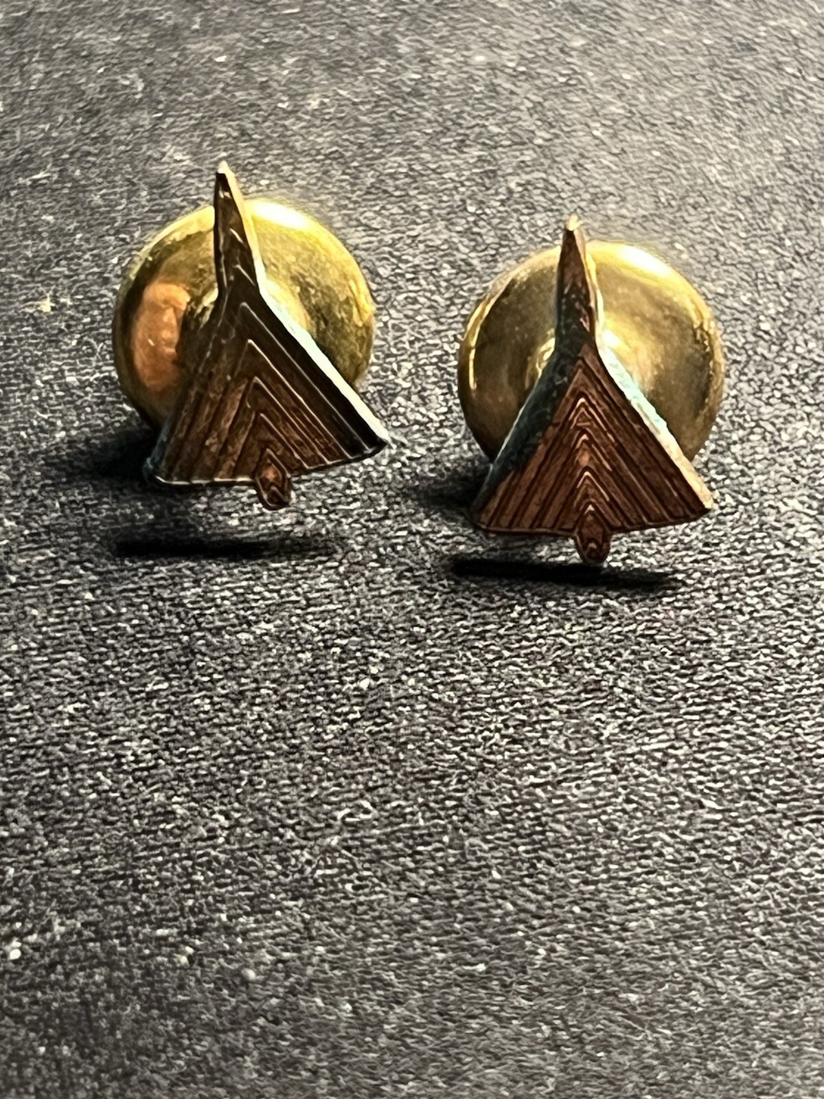 Picture 1 of 6
