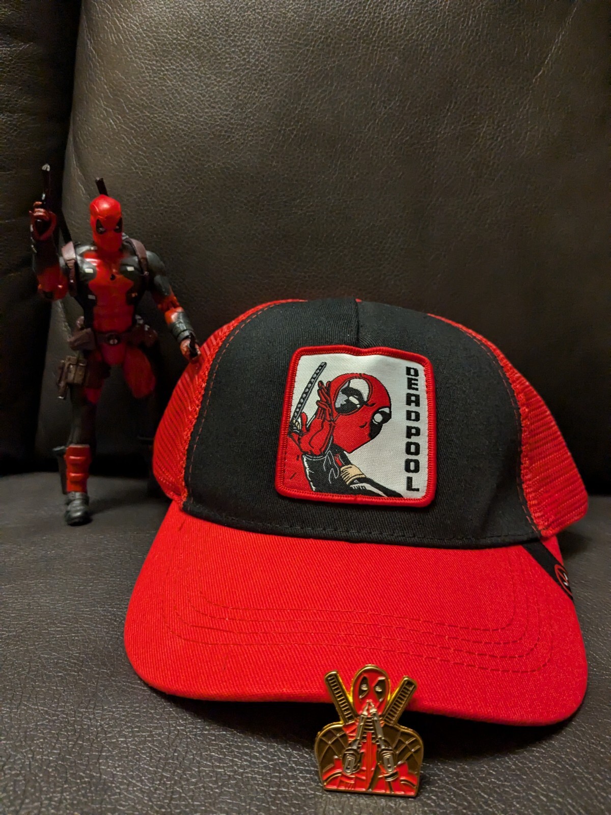 Marvel Deadpool Light-Up Action Figure with Weapons Hat and Collectible Metal Pin