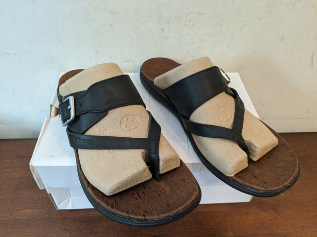 merrell around town thong buckle sandals
