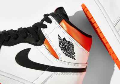 Nike Air Jordan 1 Electro Orange Brand New Free Ship 575441