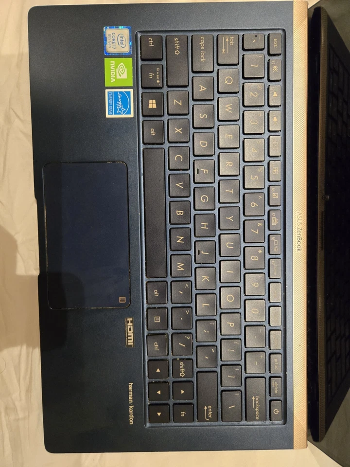 ASUS ZenBook 13 Ultra-Slim Durable Laptop 13.3â€ FHD Wideview, Intel Core... - Image 3 of 4