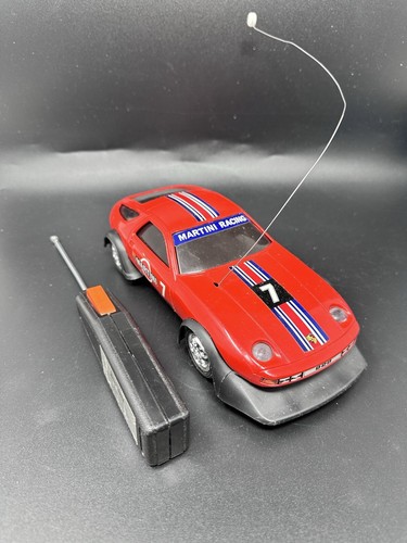 Radio Shack Radio Controlled Porsche 928/ Rc Car In Red ( Not Tested Yet ) - Picture 4 of 7