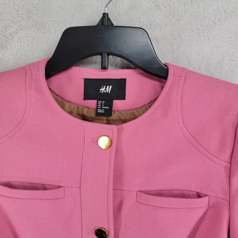 Chaqueta Blazer H&M Mujer Rosa Manga Larga Forrada con Botones Dorados Borde Tostado Talla 6 Foto 3 de 4