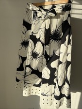 Talbots Women's A-Line Midi Skirt Ivory Black Floral Polka dot Tie Sash Size 4