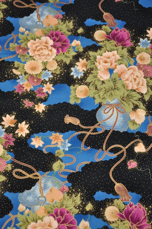 Kona Bay Floral Vase Quilt Fabric Print Design N-372, 1/2 Yard 2004 - Image 2 of 2