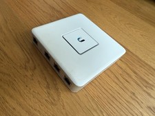Ubiquiti UniFi Security Gateway USG, Voll fun...