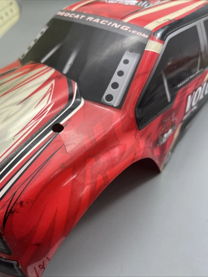 Redcat Volcano EPX 1/10 Electric 4WD Monster Truck Parts Only body - Image 4 of 4