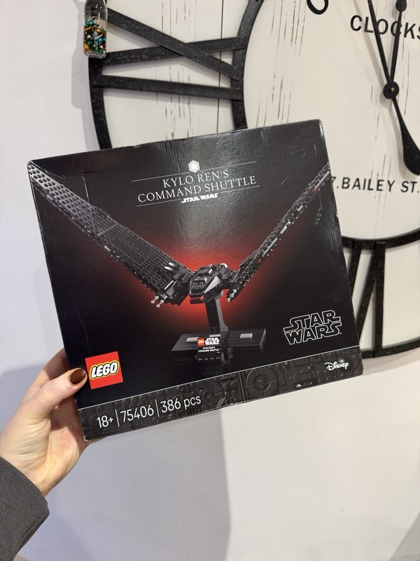 LEGO Star Wars Kylo Ren's Command Shuttle 75406
