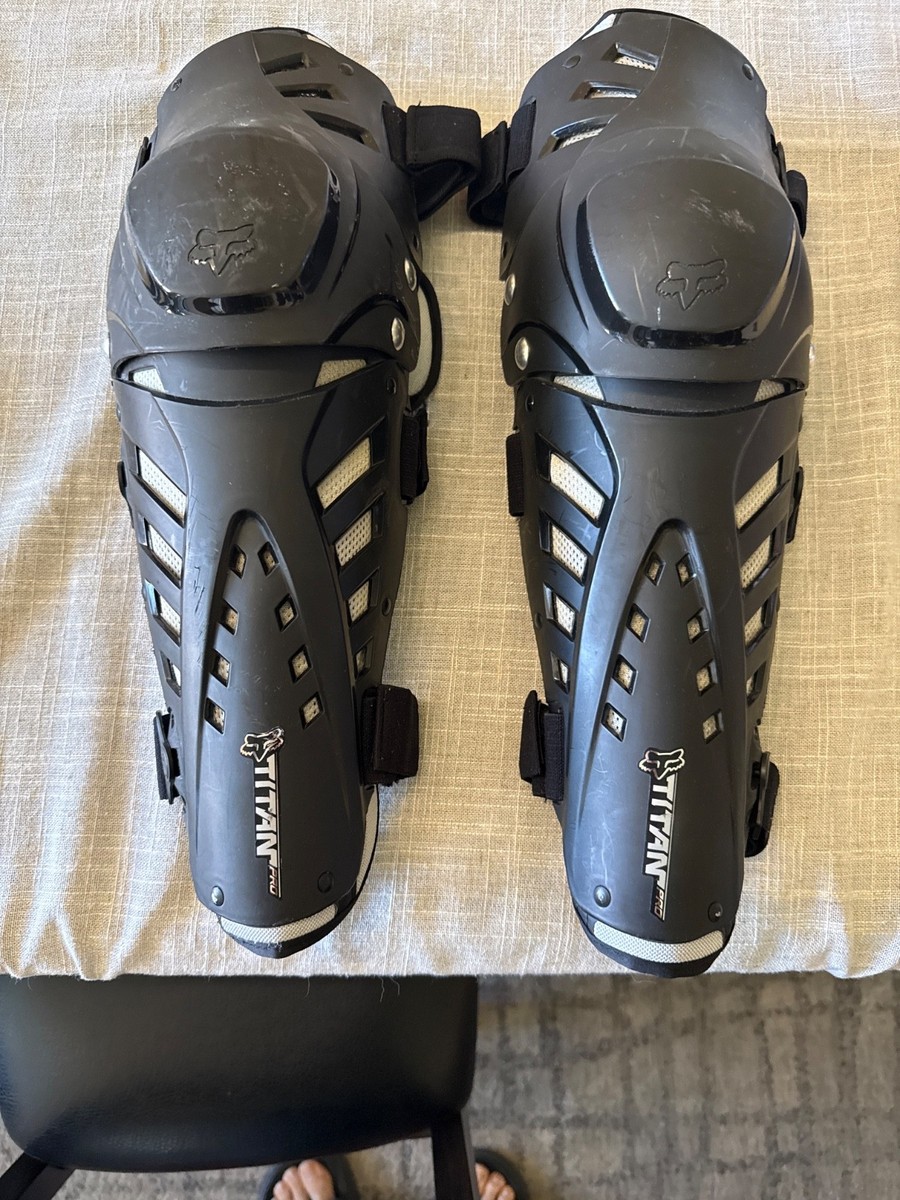 Fox Racing Titan Pro Knee Shin Guards Adult Pair Black One Size