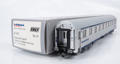 LS Models 41071 Schlafwagen Type P der SNCF Ep IV,  sehr guter Zustand