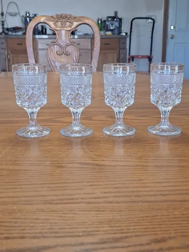 Anchor Hocking Wexford Claret Wine Tumblers 5 3/8" Diamond Glass VTg Set of 4